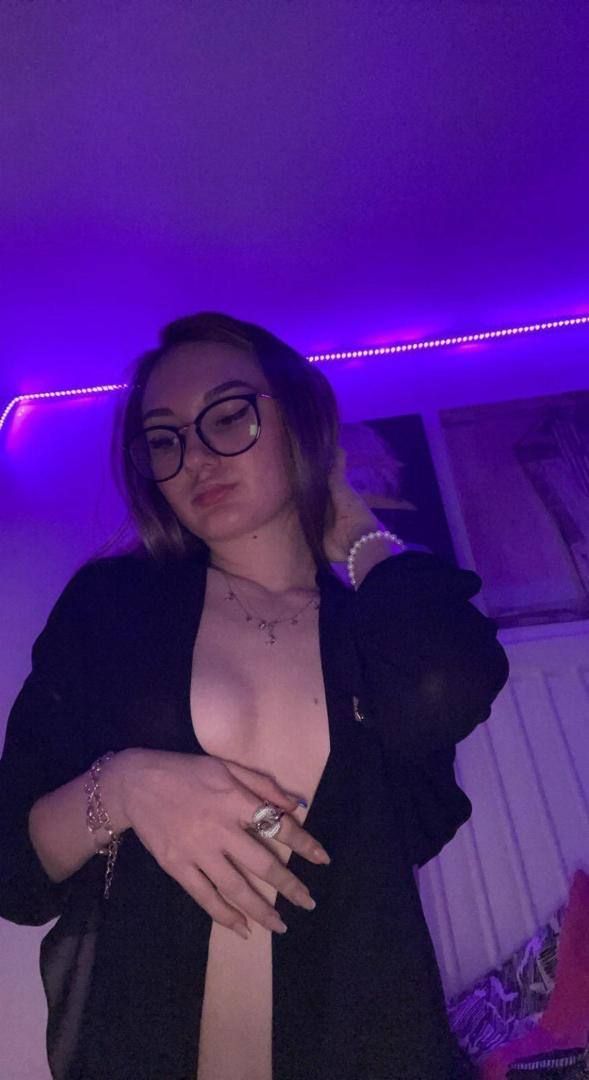 I Am Available - Image 2